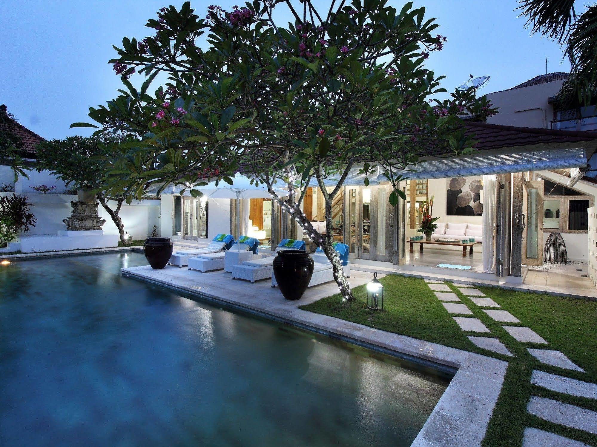 Villa Putih Seminyak Eksteriør billede